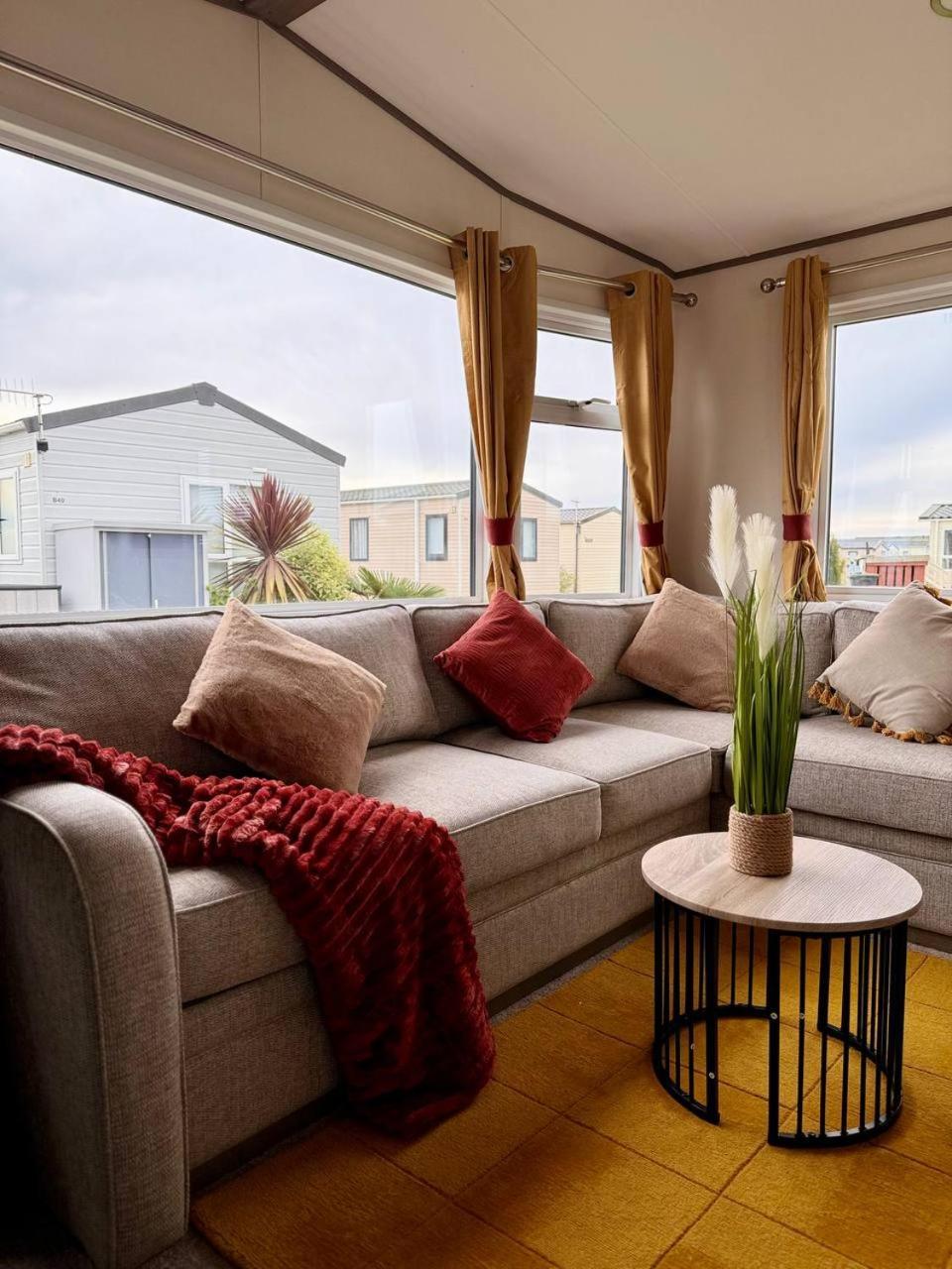 Holiday Home In Durdle Door With Stunning Sea View Уест Лулуърт Екстериор снимка